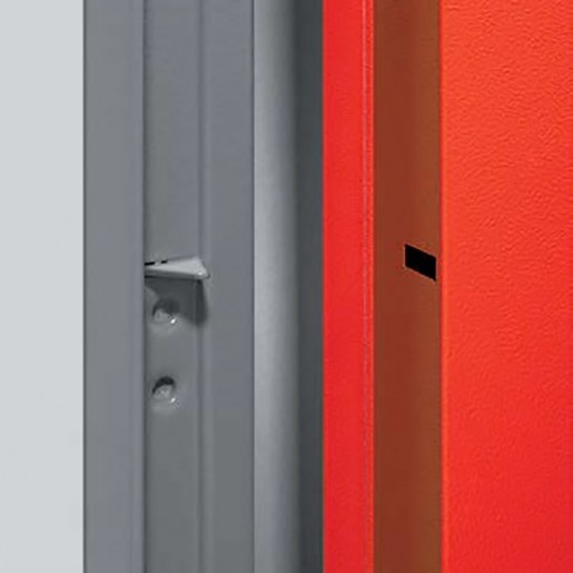 Security points detail on the insulated multipurpose door